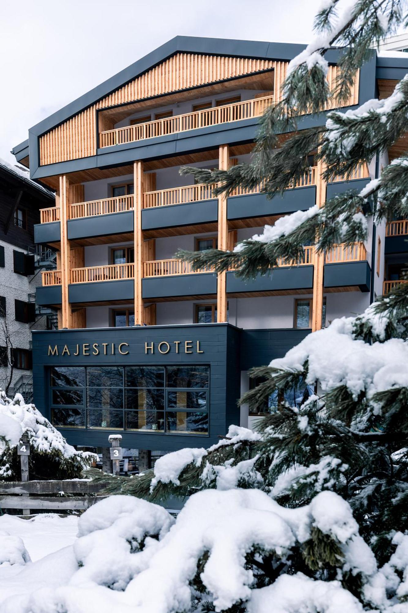 Majestic Hotel Madonna Kültér fotó